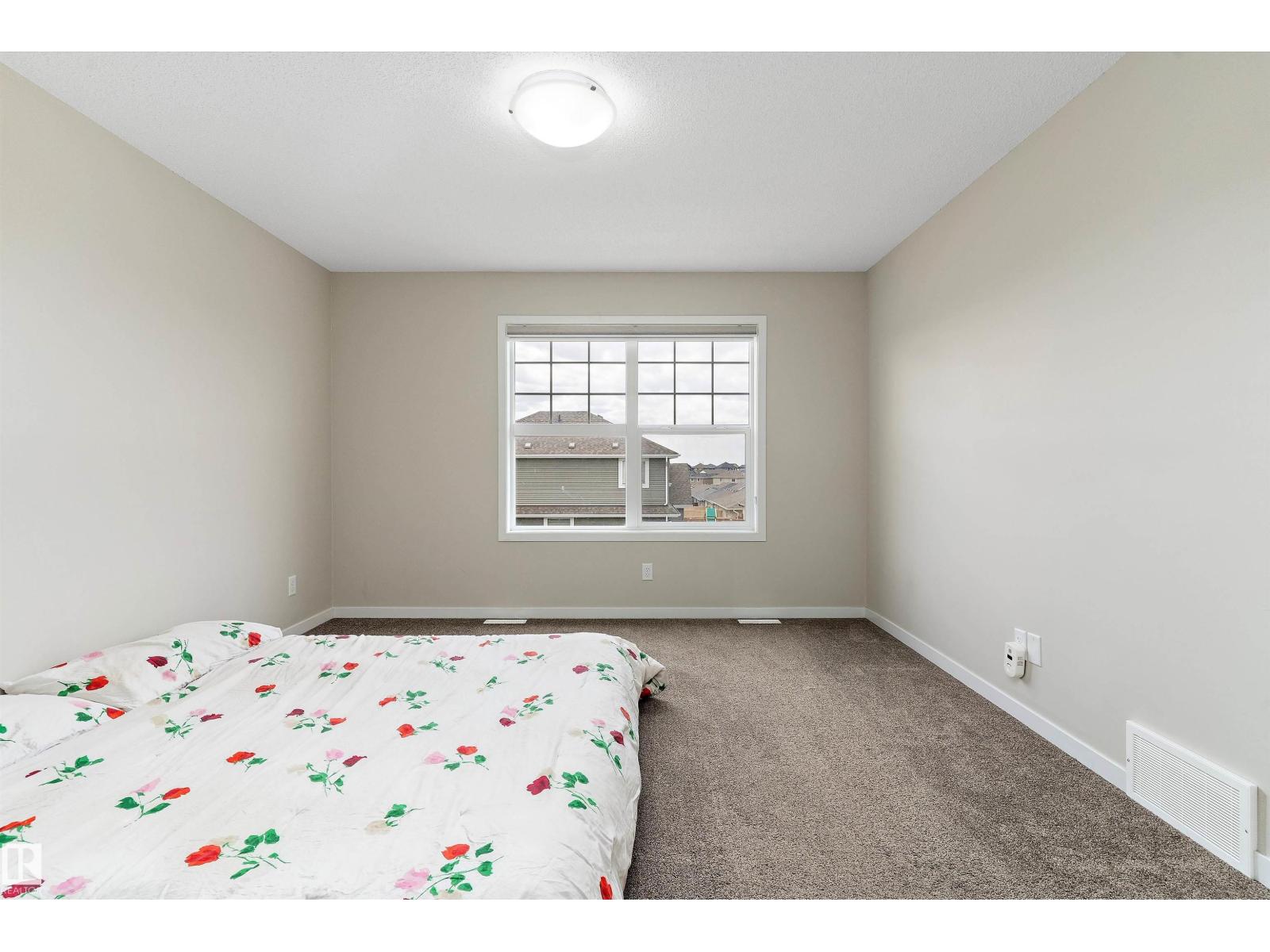 Photo 19 of 2031 52 Street Sw, Edmonton AB