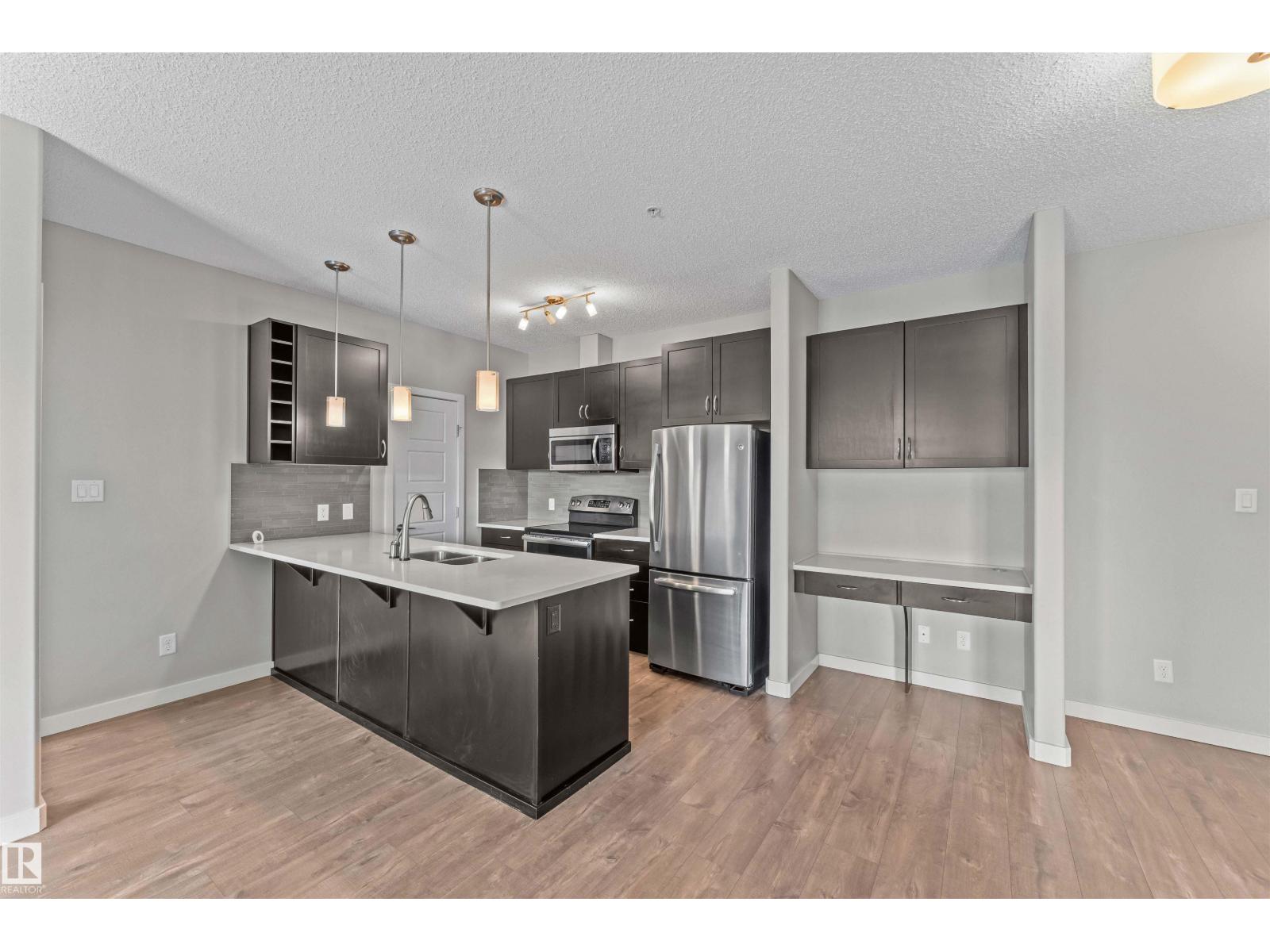 Photo 10 of 209 1144 Adamson Dr Sw, Edmonton AB