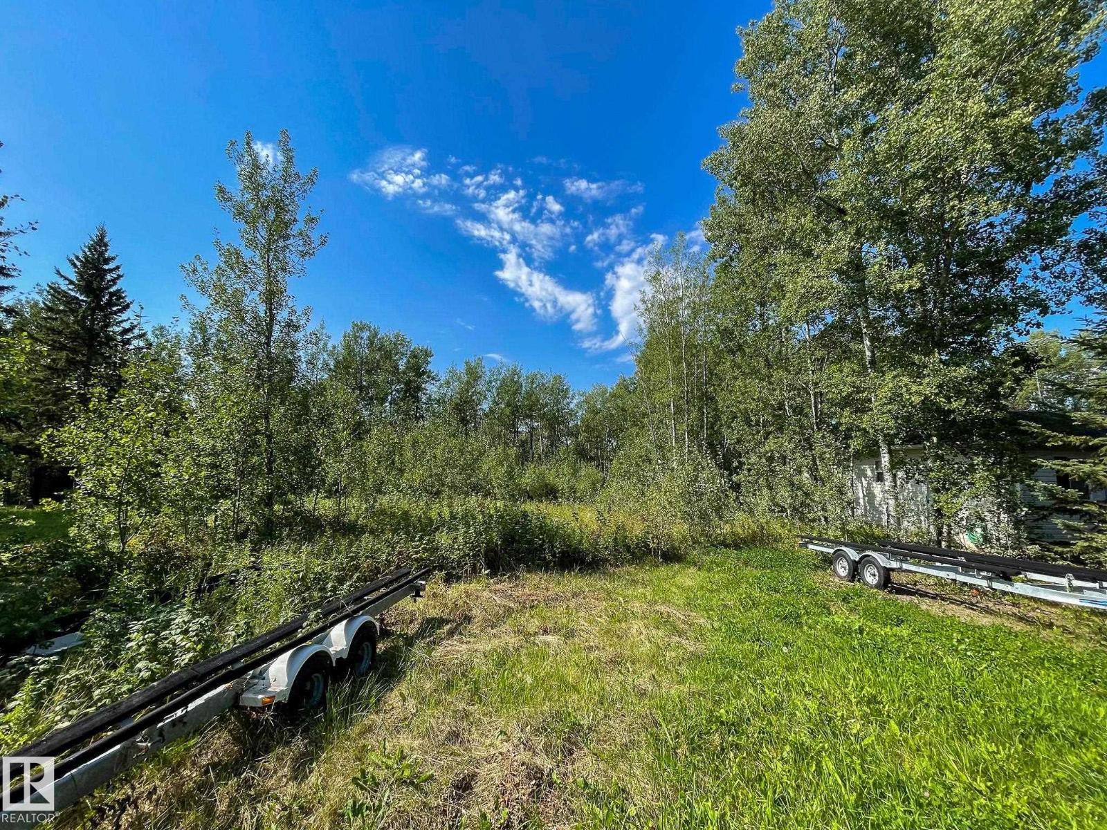 Photo 2 of 612 6th Street Norris Beach, Rural Wetaskiwin County AB