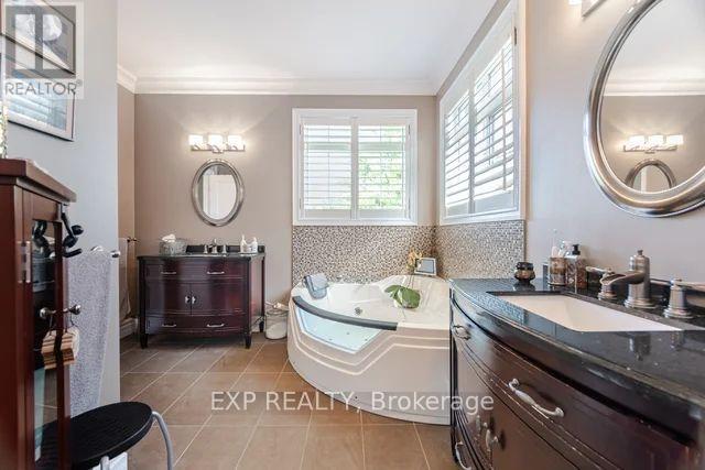 Photo 26 of 37 Links Lane, Brampton ON