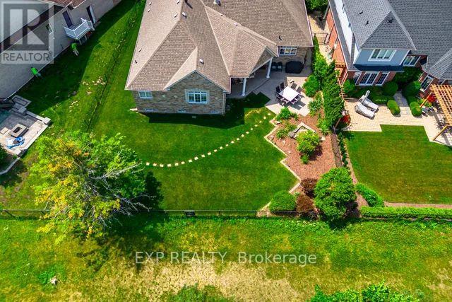 Photo 42 of 37 Links Lane, Brampton ON