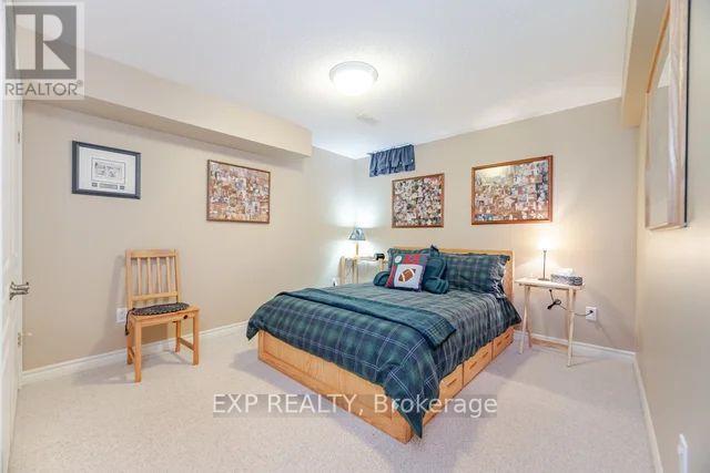 Photo 34 of 37 Links Lane, Brampton ON