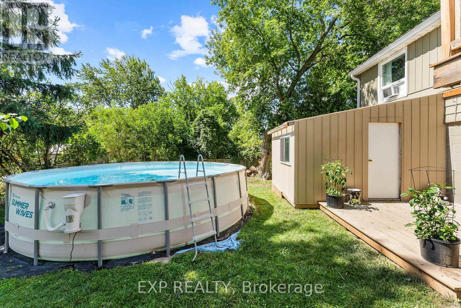 Photo 9 of 173 Simcoe Avenue, Georgina ON