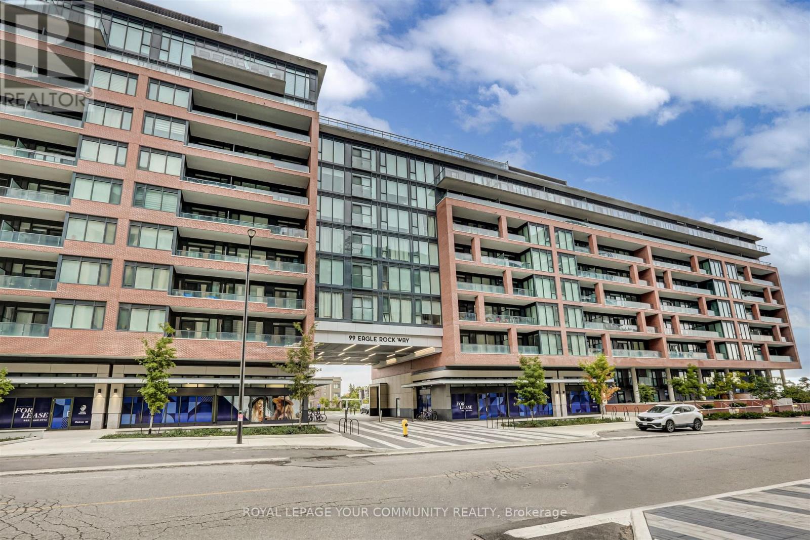 Photo 25 of 208 99 Eagle Rock Way S, Vaughan ON