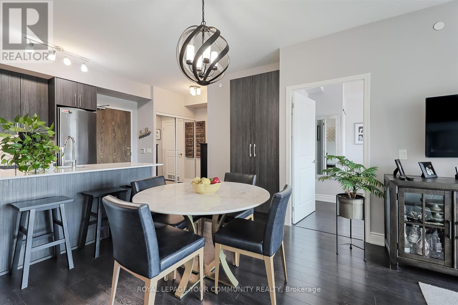 Photo 21 of 208 99 Eagle Rock Way S, Vaughan ON