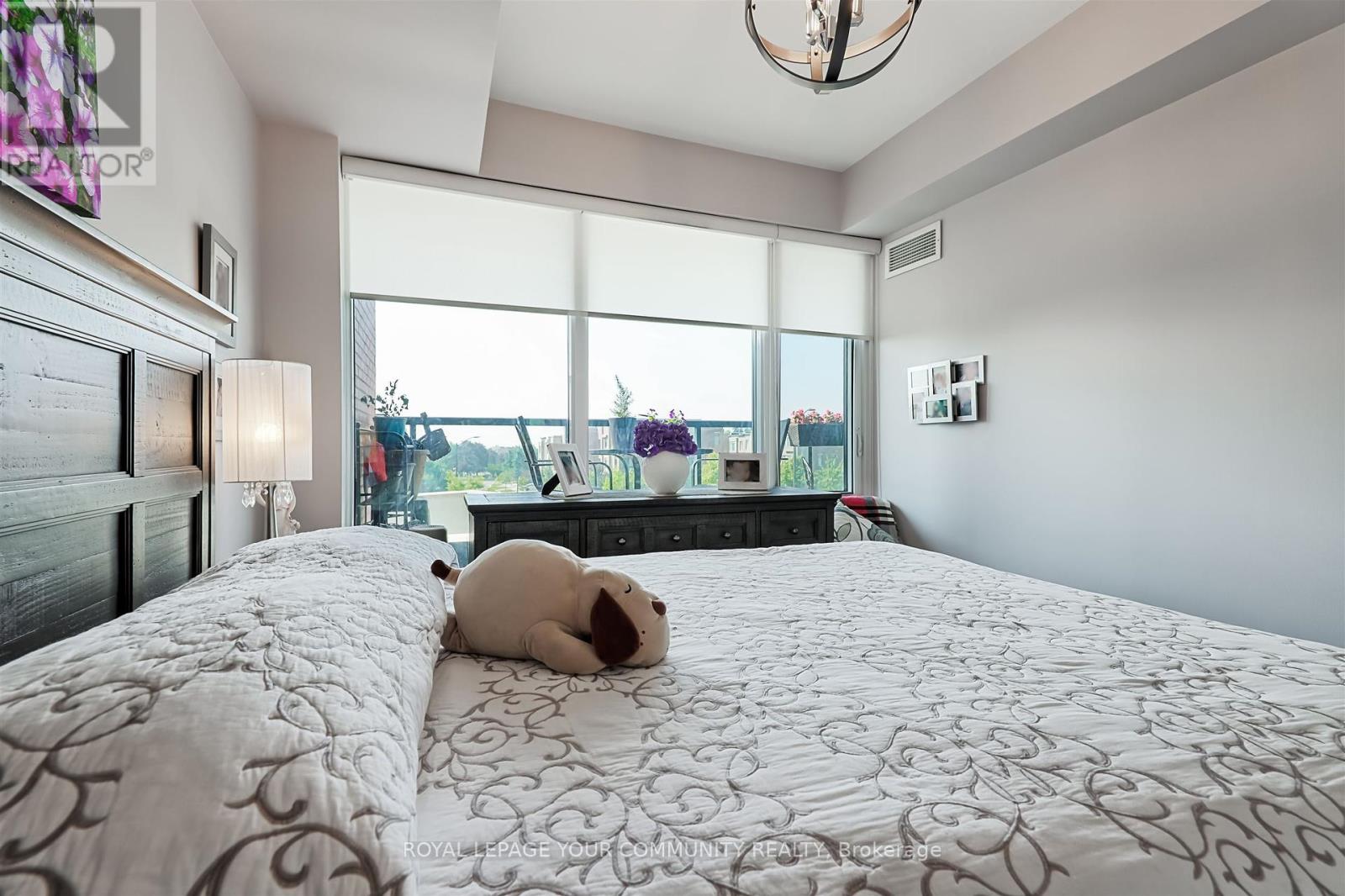 Photo 28 of 208 99 Eagle Rock Way S, Vaughan ON