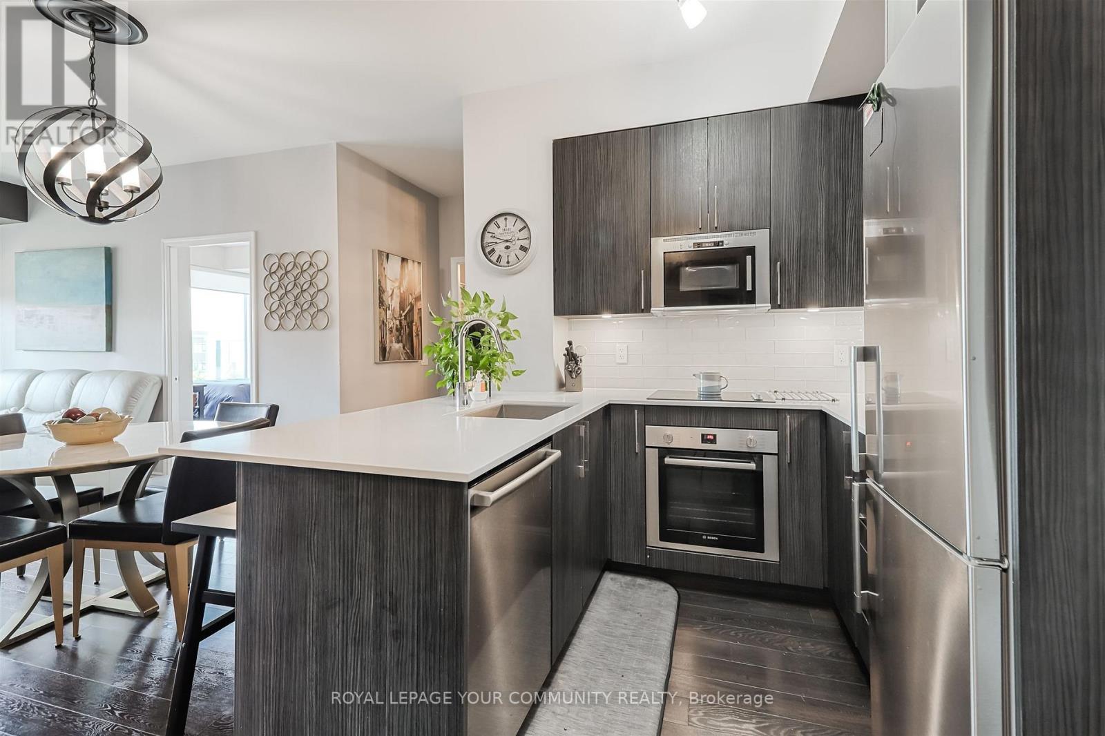 Photo 36 of 208 99 Eagle Rock Way S, Vaughan ON