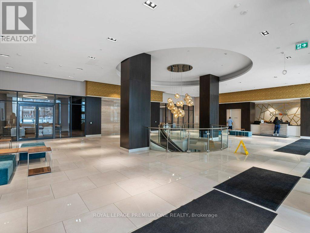 Photo 24 of 1520 9000 Jane Street, Vaughan ON