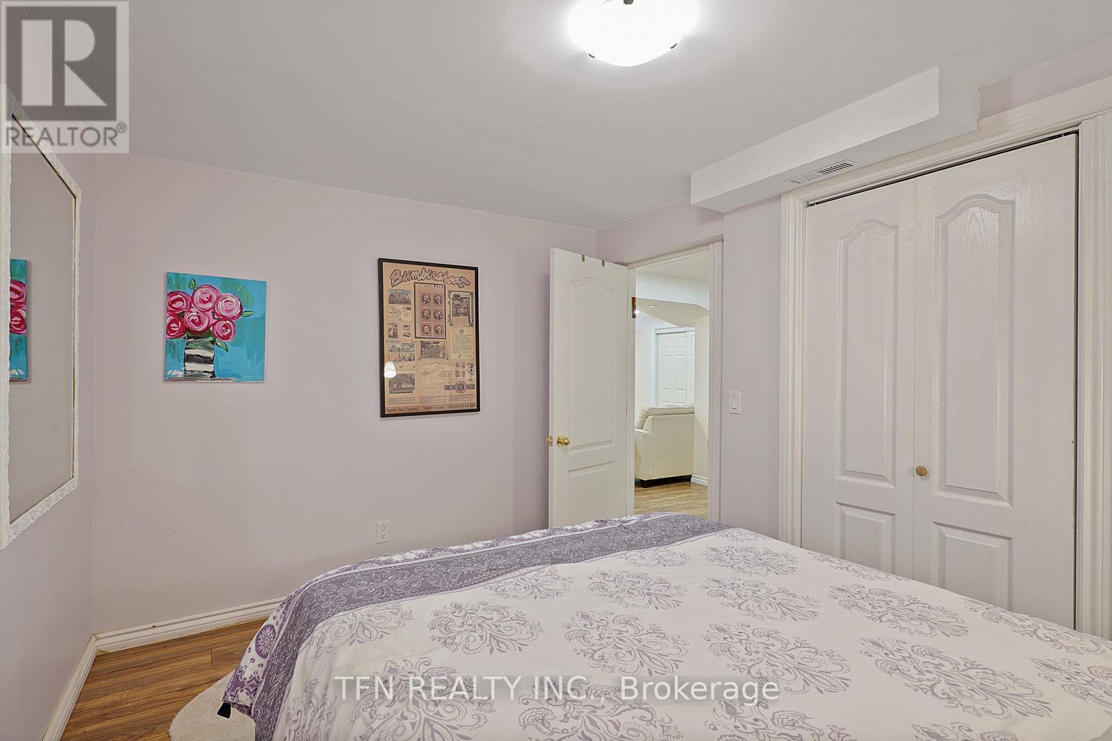 Photo 29 of 86 Thornbrook Court, Vaughan ON