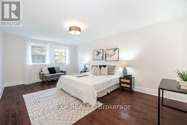 Photo 29 of 42 Hillside Drive, Brampton ON