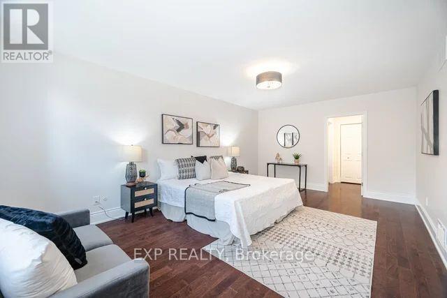 Photo 30 of 42 Hillside Drive, Brampton ON