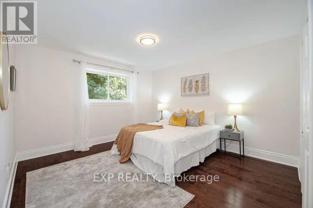 Photo 36 of 42 Hillside Drive, Brampton ON