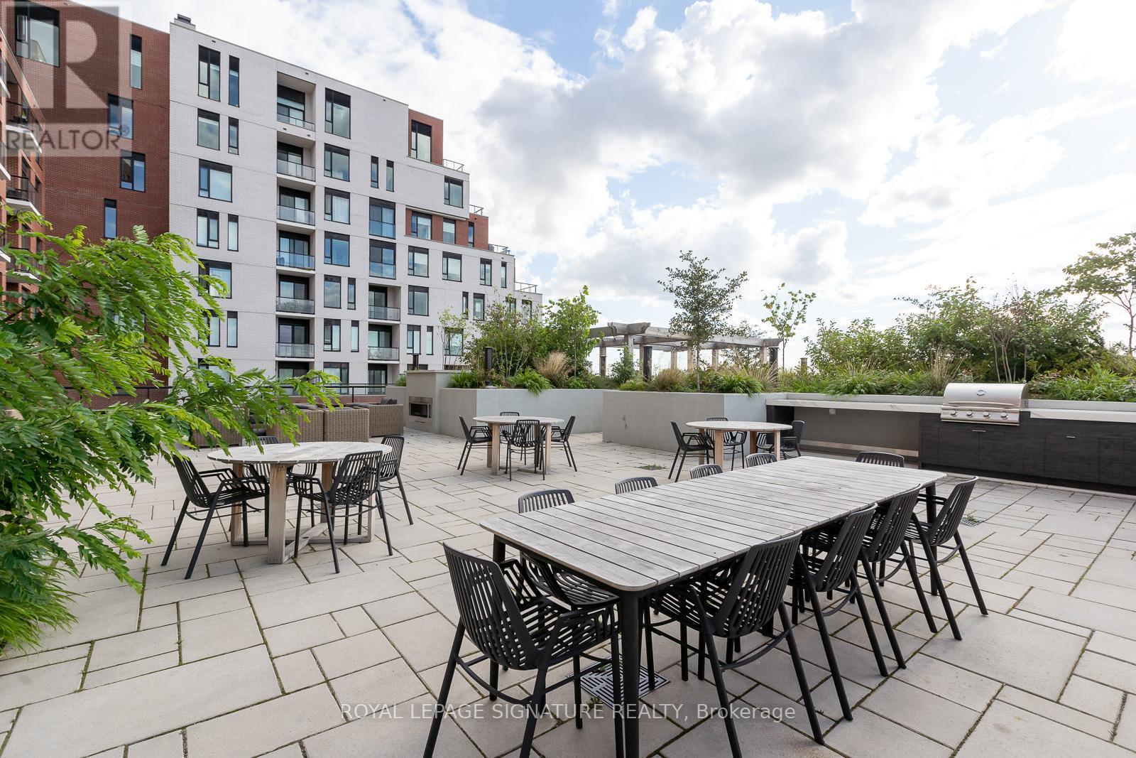 Photo 10 of 824 3100 Keele Street, Toronto ON
