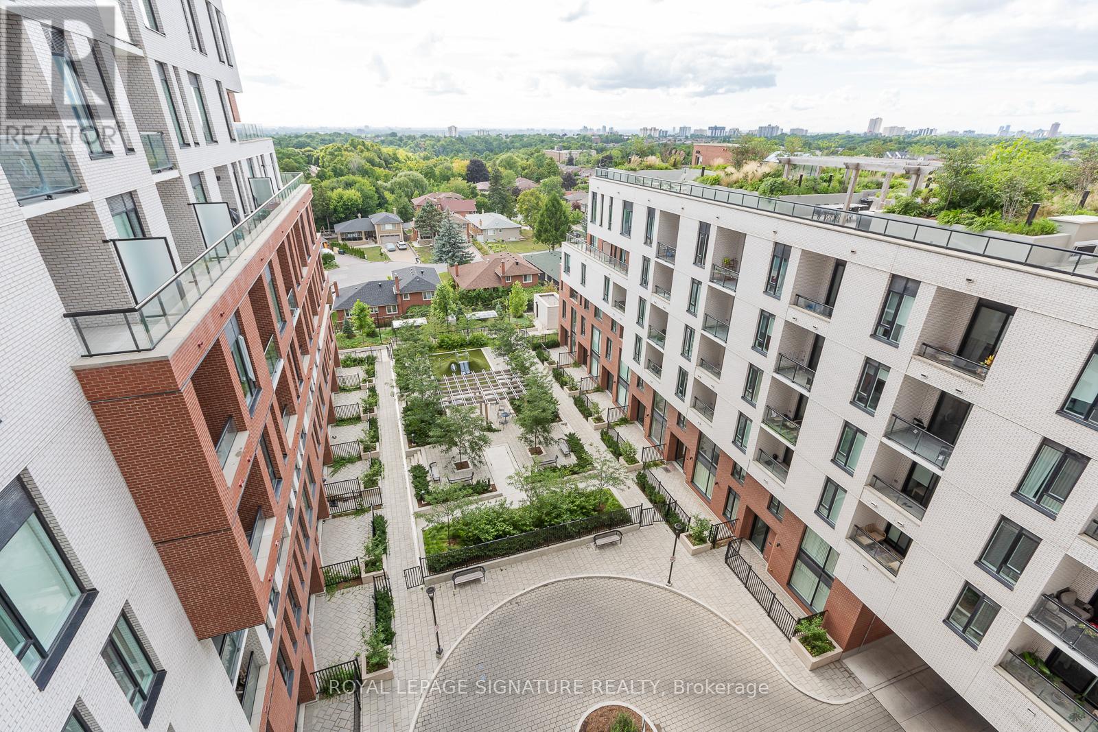 Photo 9 of 824 3100 Keele Street, Toronto ON