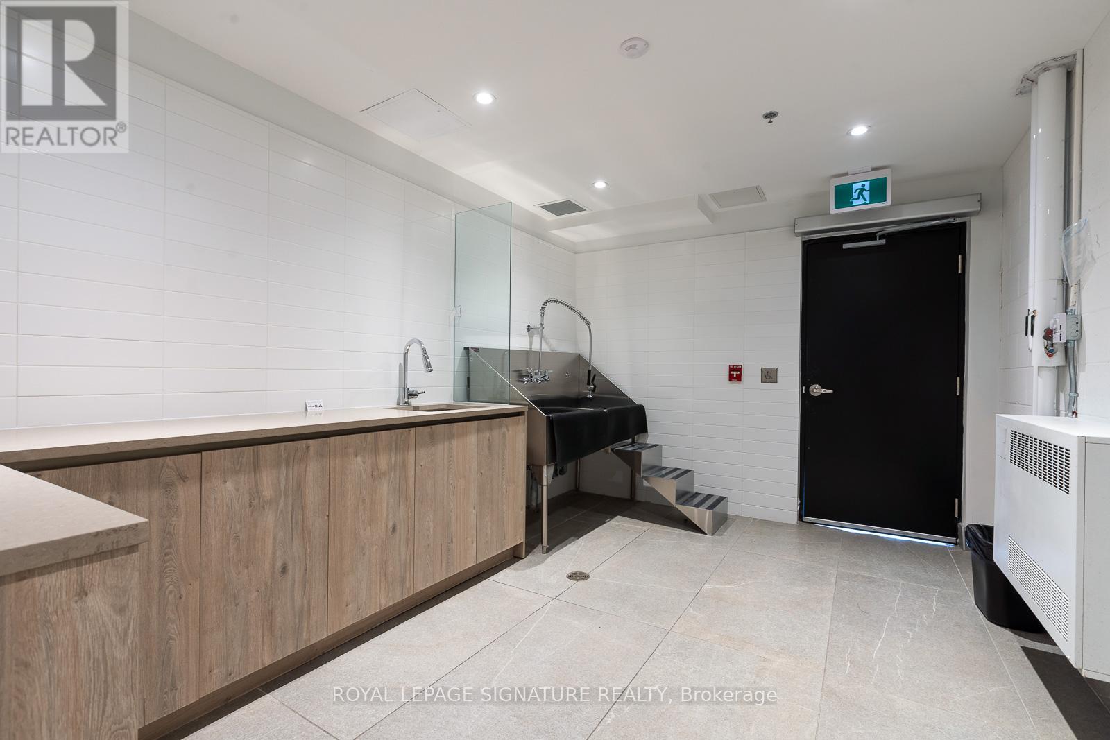Photo 1 of 824 3100 Keele Street, Toronto ON