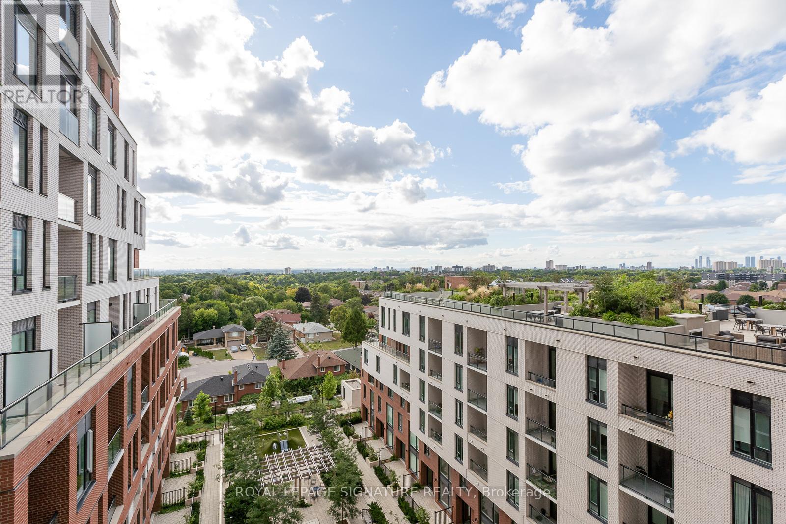 Photo 11 of 824 3100 Keele Street, Toronto ON