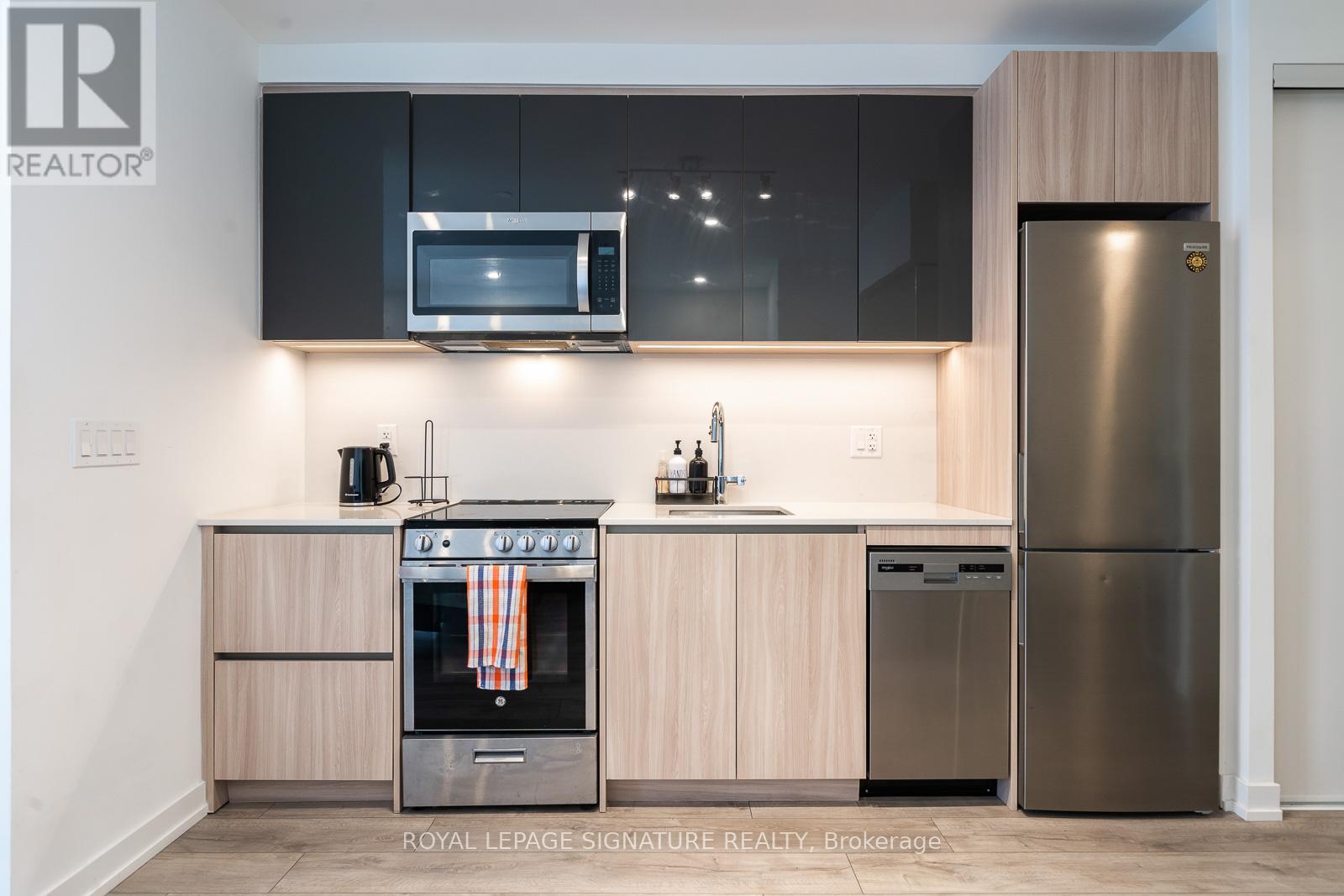 Photo 34 of 824 3100 Keele Street, Toronto ON
