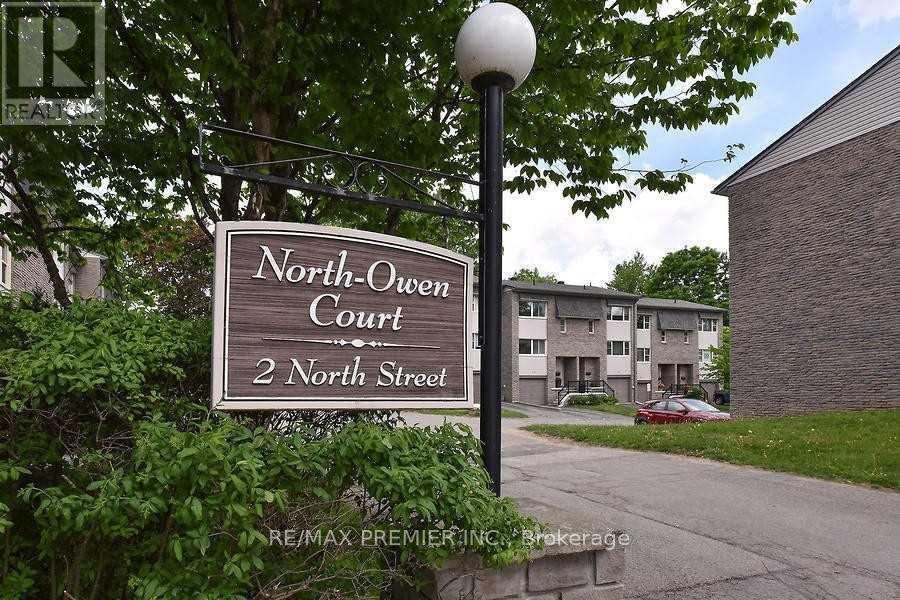 Photo 17 of 18 2 North Street, Barrie ON
