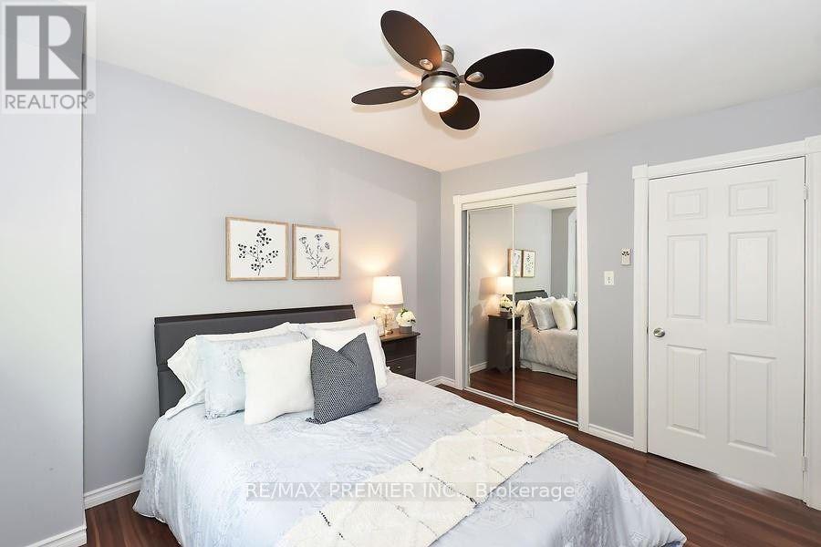 Photo 19 of 18 2 North Street, Barrie ON