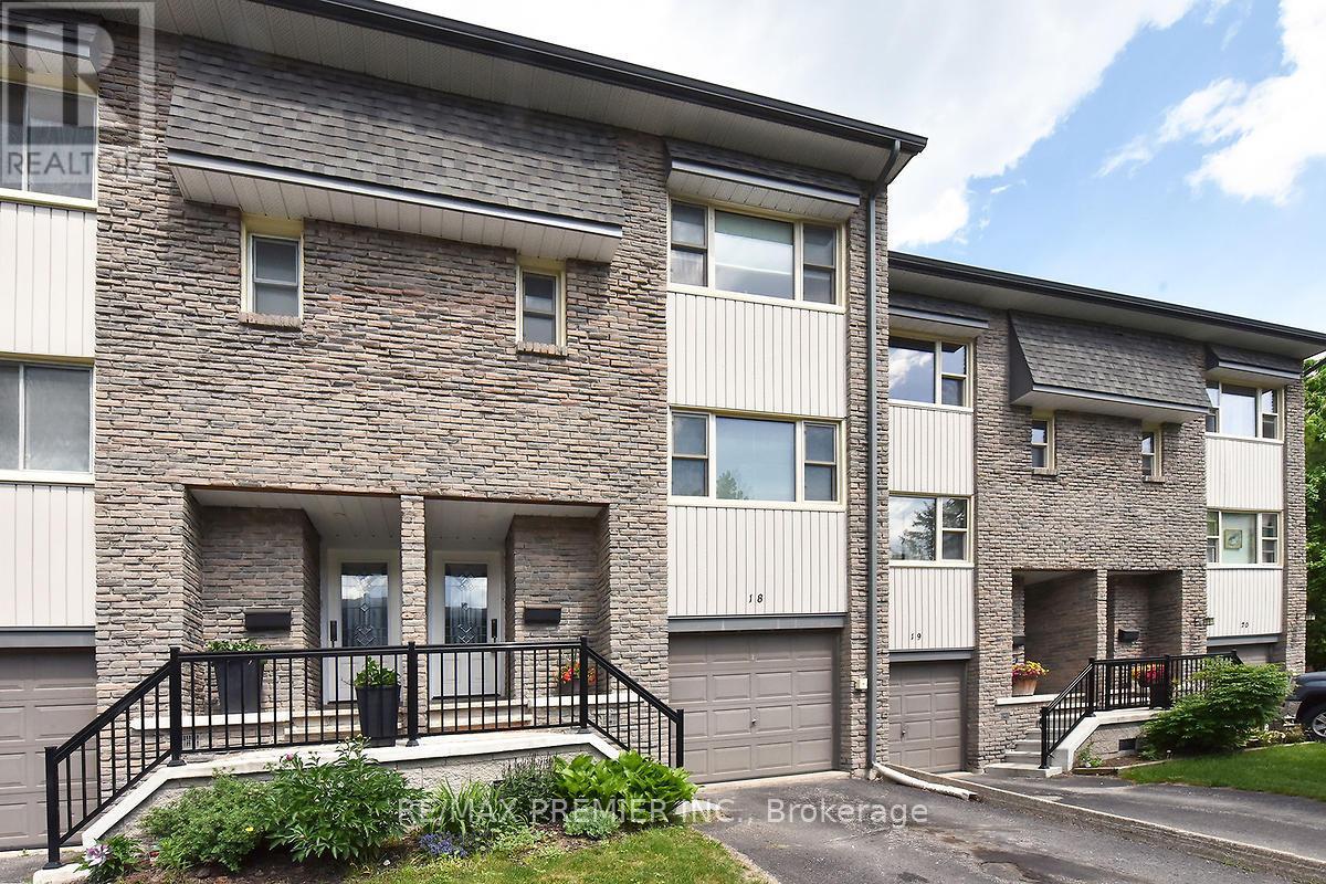 Photo 9 of 18 2 North Street, Barrie ON