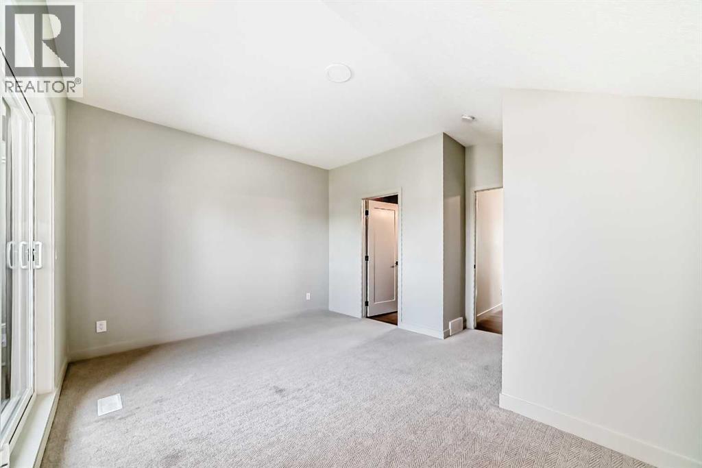 Photo 19 of 643 53 Avenue Sw, Calgary AB