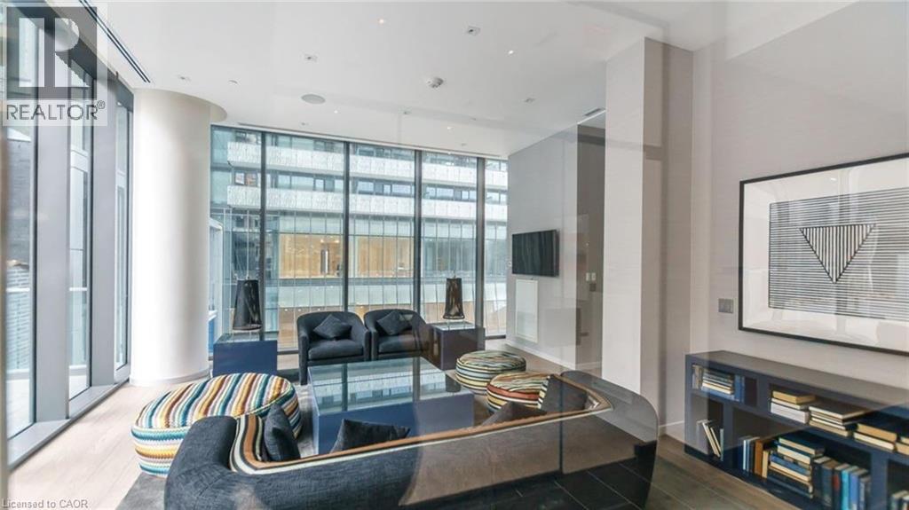 Photo 10 of 42 Charles Street E Unit 2409, Toronto ON