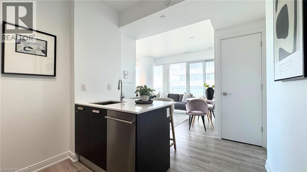 Photo 31 of 42 Charles Street E Unit 2409, Toronto ON