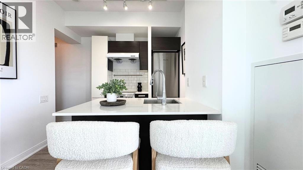 Photo 21 of 42 Charles Street E Unit 2409, Toronto ON