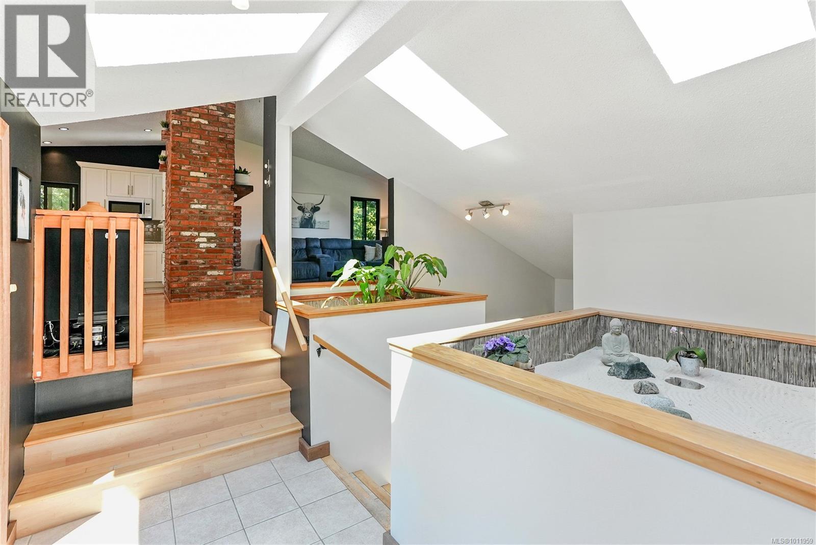 Photo 13 of 3372 Mary Anne Cres, Colwood BC