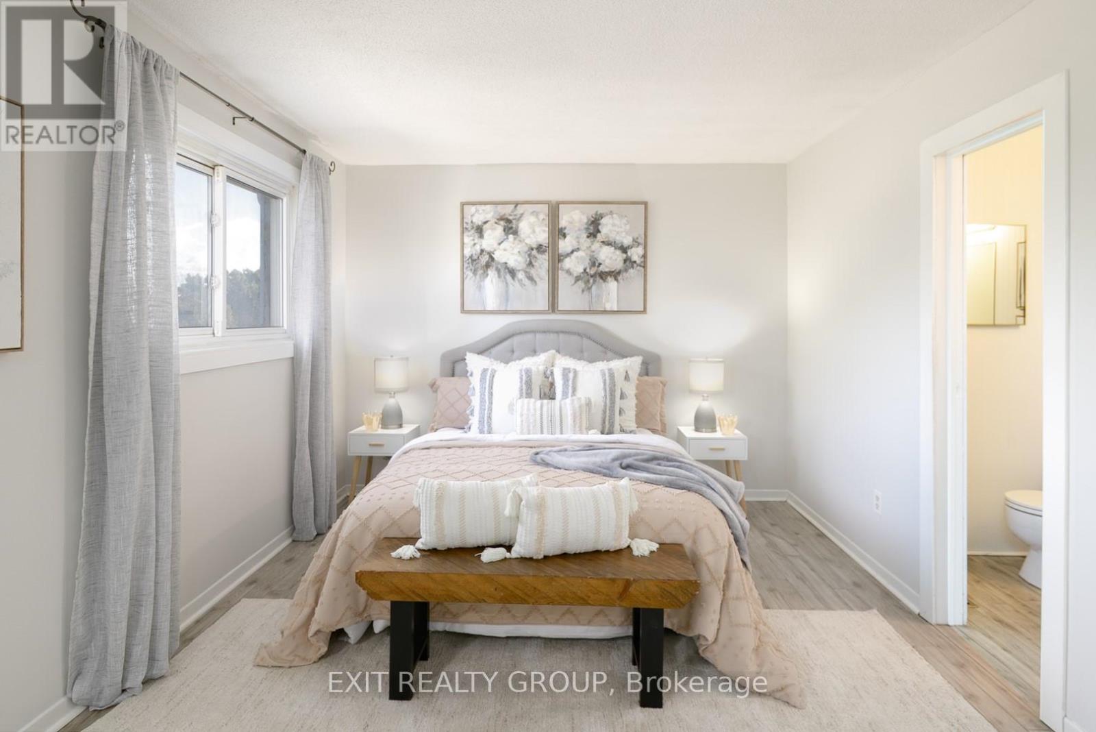 Photo 15 of 765 Hampton Court, Pickering ON