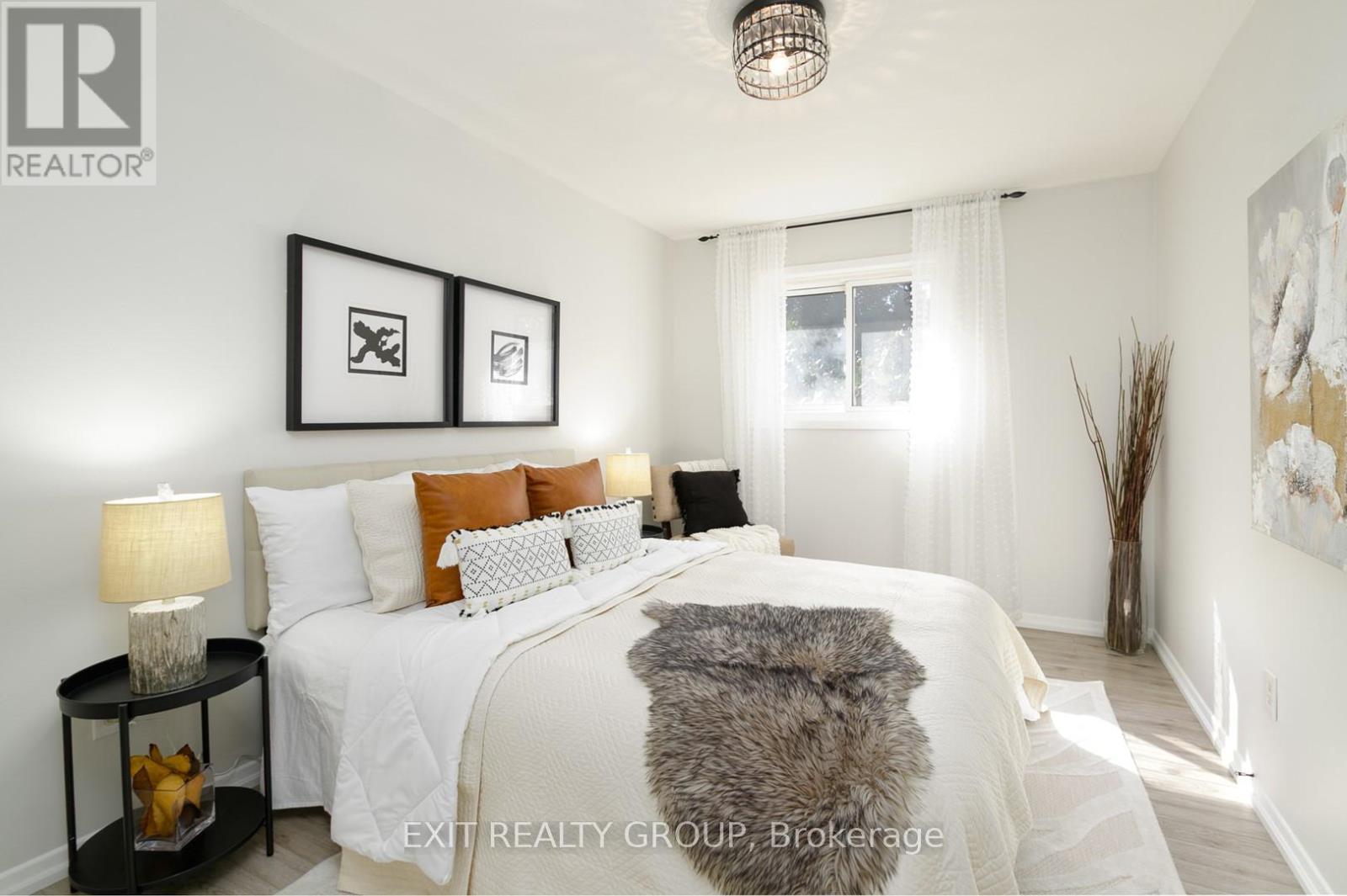 Photo 23 of 765 Hampton Court, Pickering ON