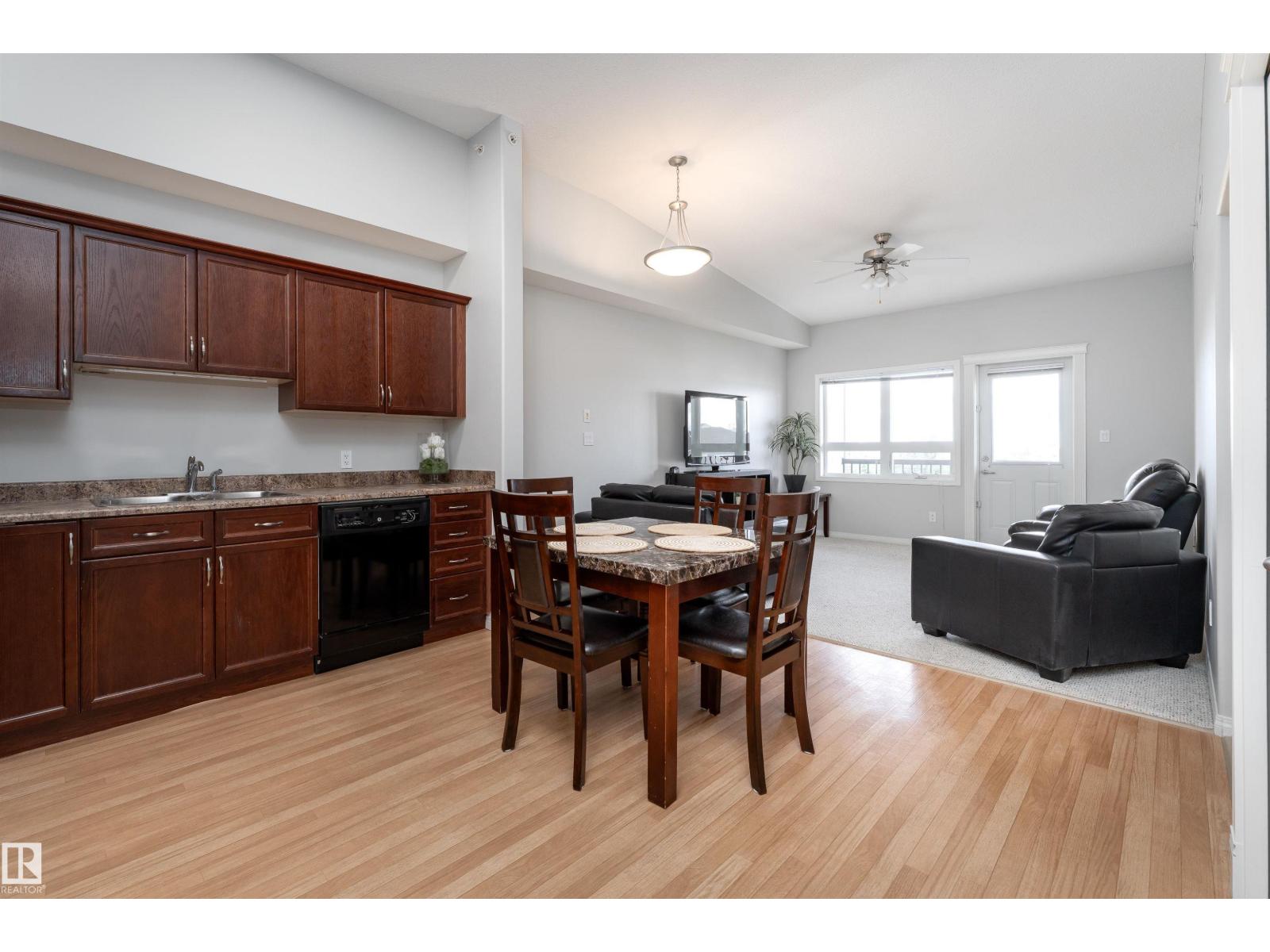 Photo 15 of 403 8702 Southfort Dr, Fort Saskatchewan AB