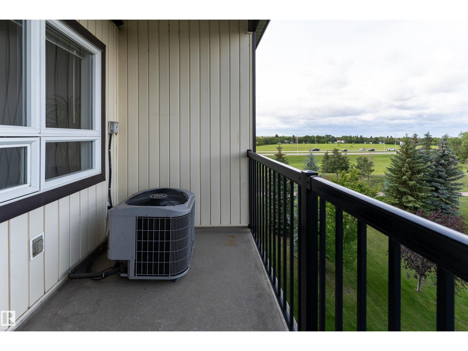 Photo 3 of 403 8702 Southfort Dr, Fort Saskatchewan AB