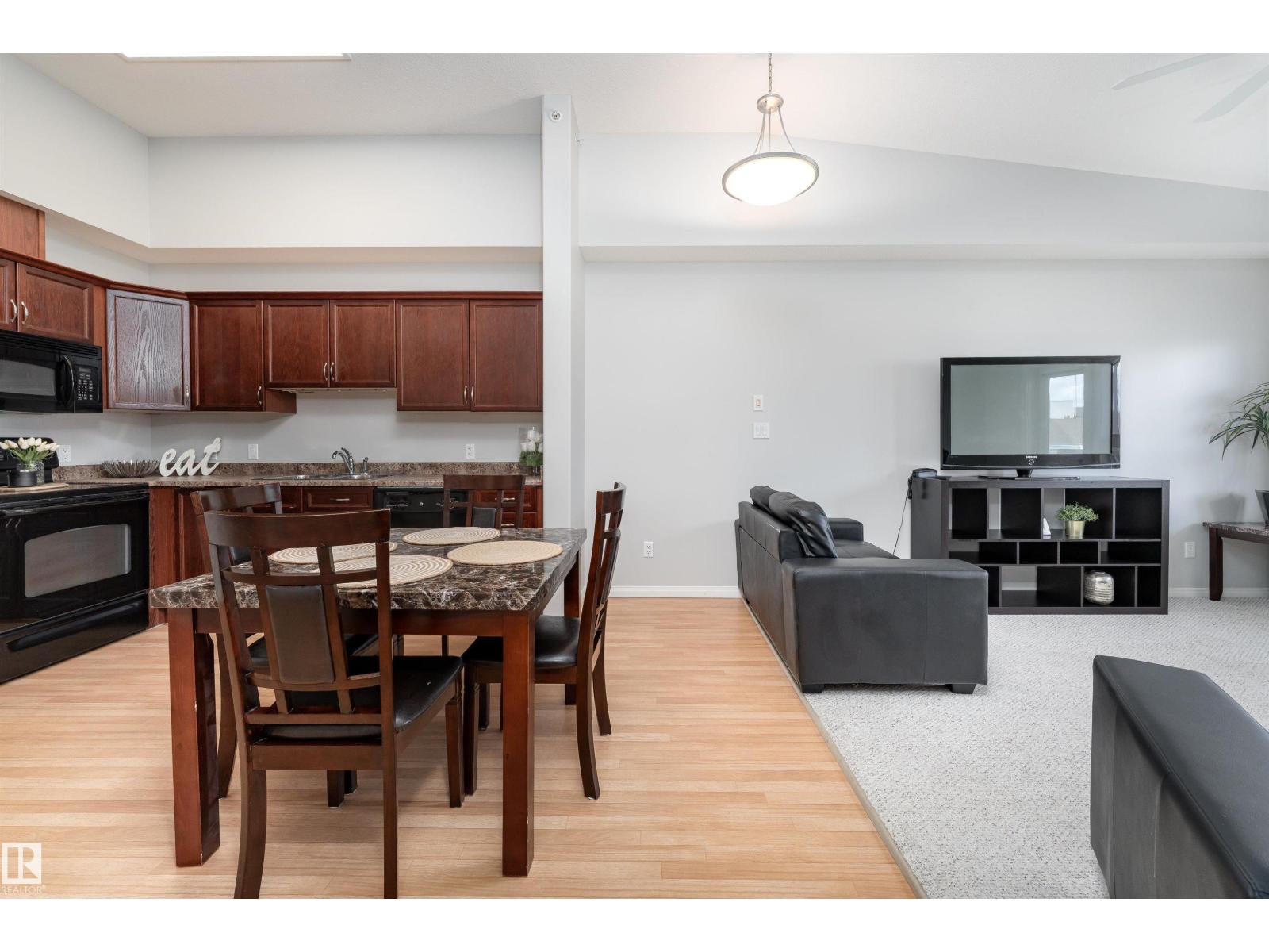 Photo 8 of 403 8702 Southfort Dr, Fort Saskatchewan AB