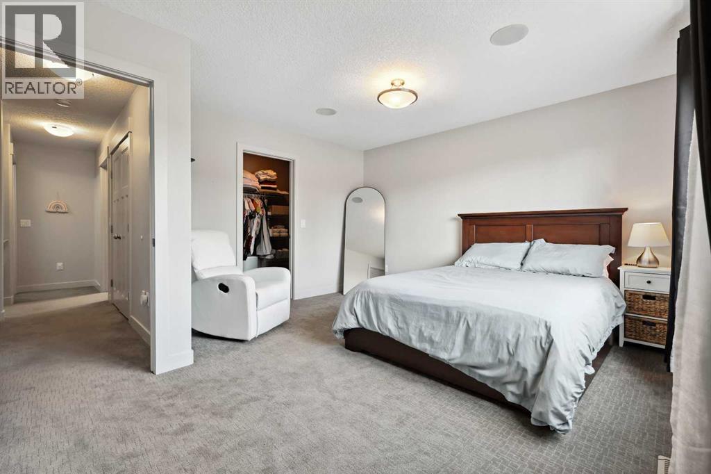 Photo 20 of 2 4728 17 Avenue Nw, Calgary AB