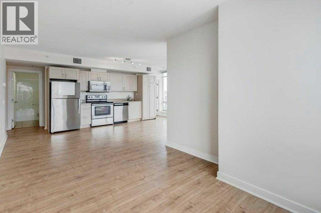 Photo 19 of 1312 10 Brentwood Common Nw, Calgary AB