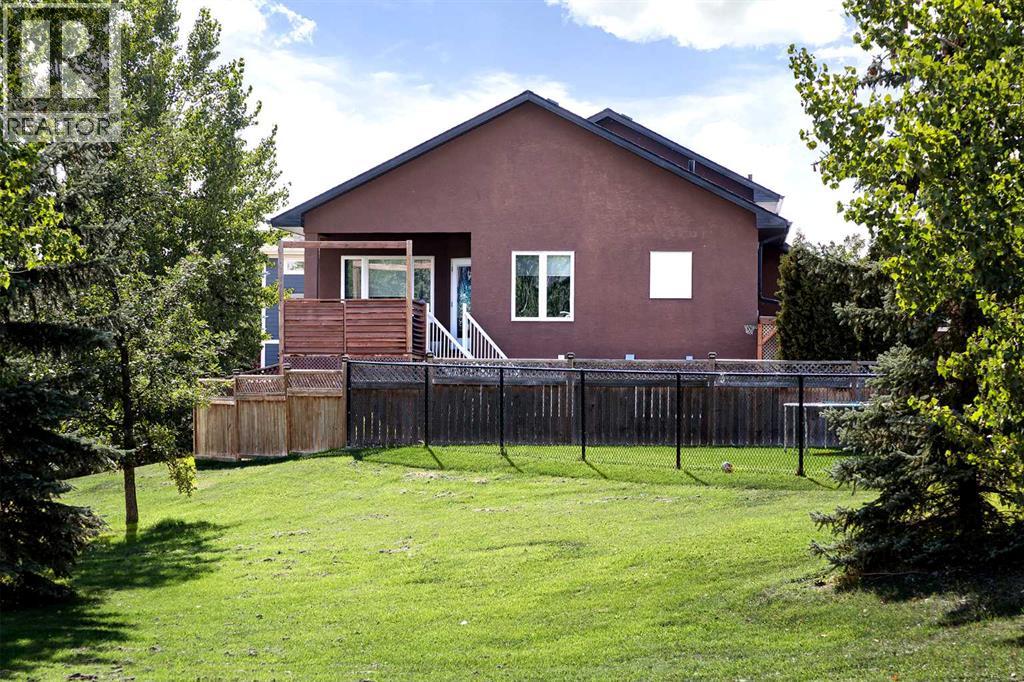 Photo 17 of 3317 52 B Street, Camrose AB