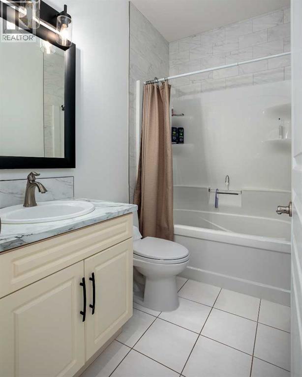 Photo 6 of 3317 52 B Street, Camrose AB