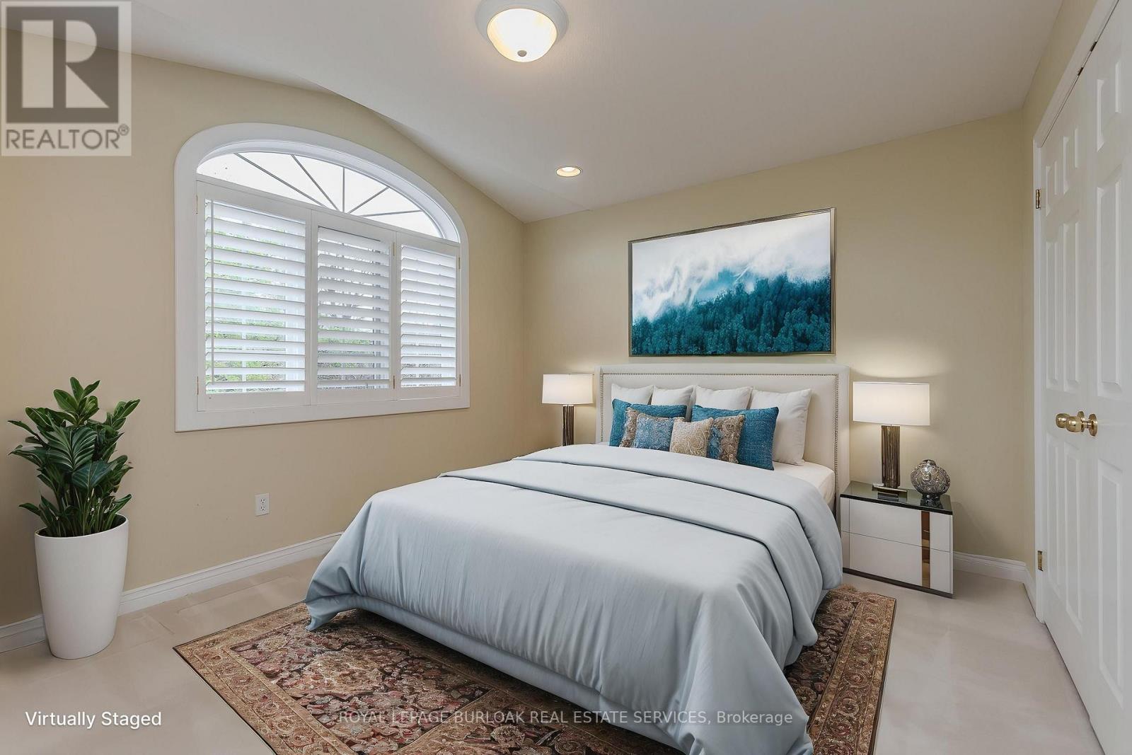 Photo 4 of 1148 Westhaven Drive, Burlington ON