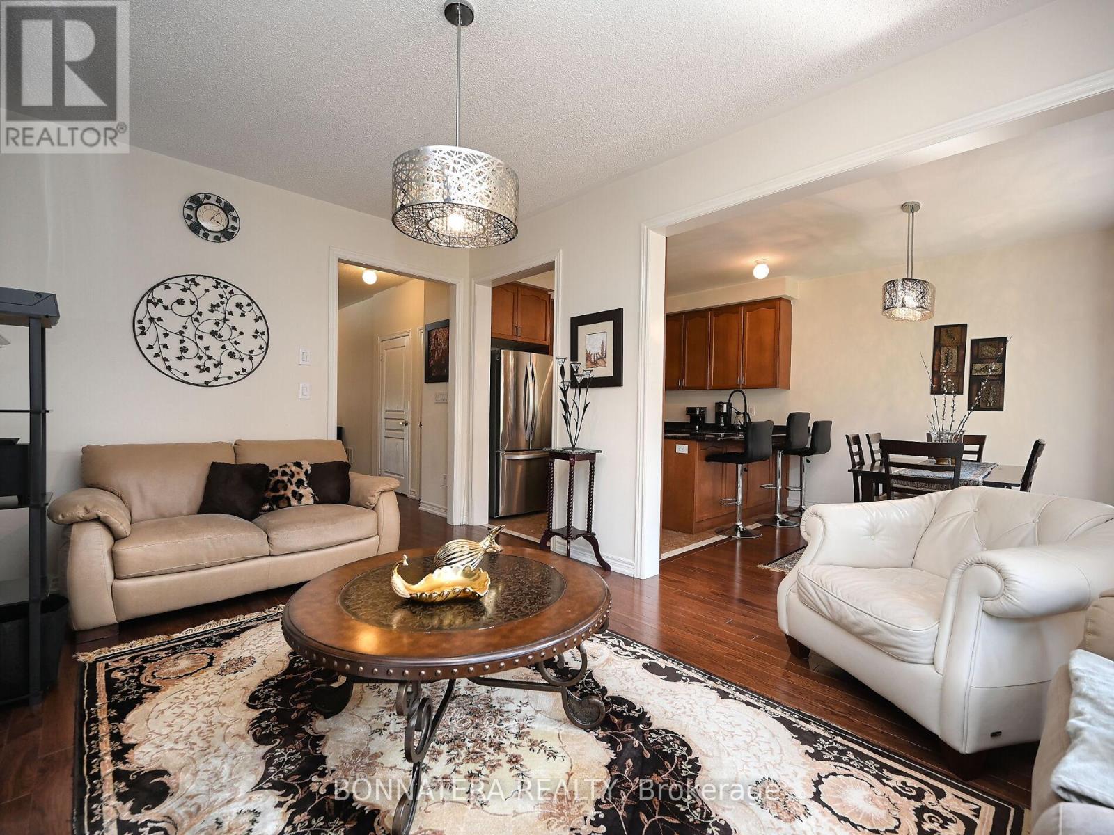 Photo 16 of 5679 Ethan Drive, Mississauga ON