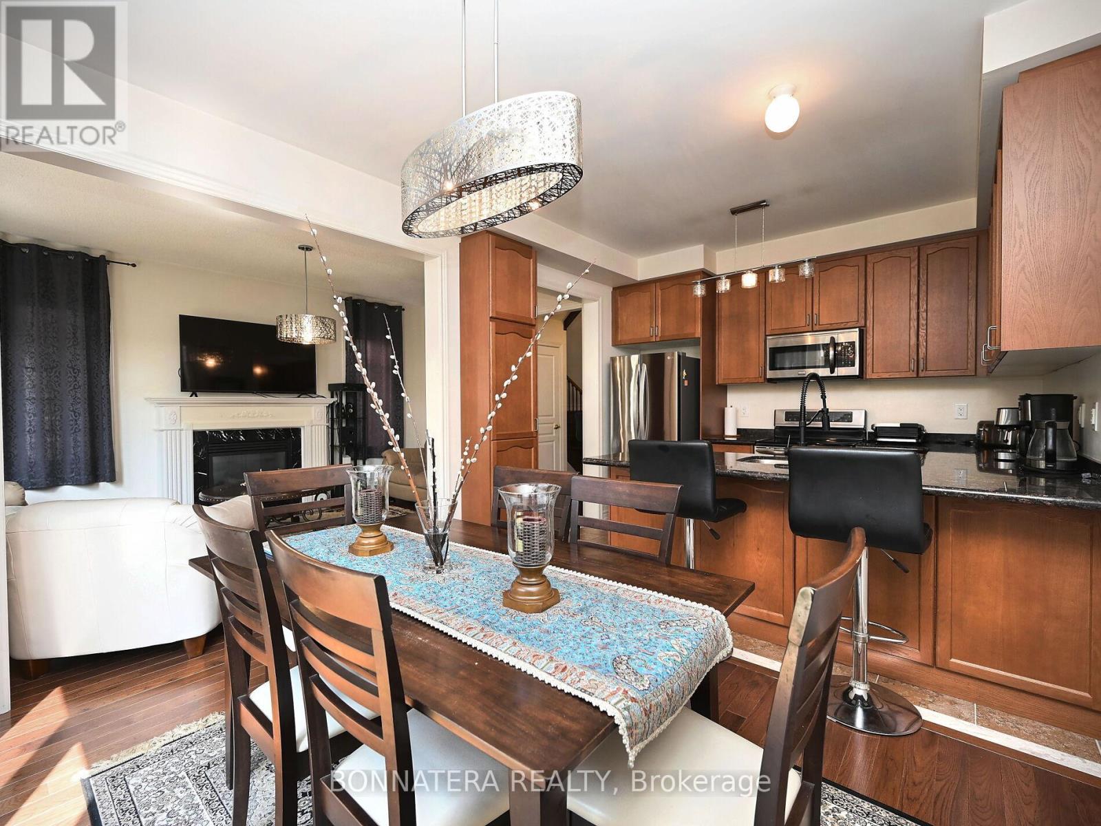 Photo 19 of 5679 Ethan Drive, Mississauga ON
