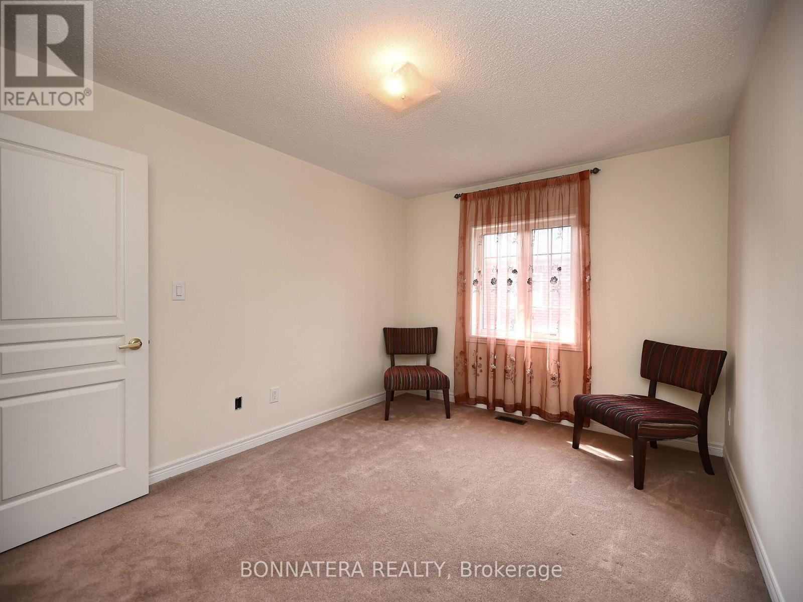 Photo 35 of 5679 Ethan Drive, Mississauga ON