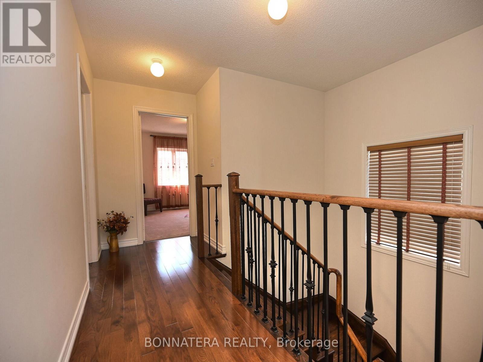 Photo 43 of 5679 Ethan Drive, Mississauga ON