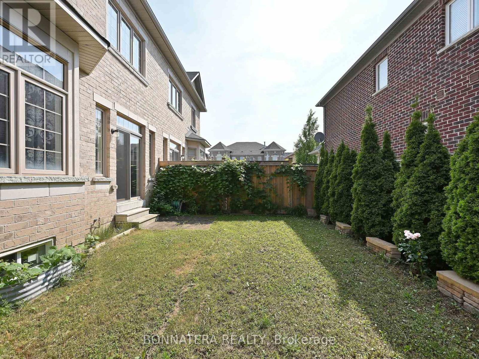 Photo 50 of 5679 Ethan Drive, Mississauga ON