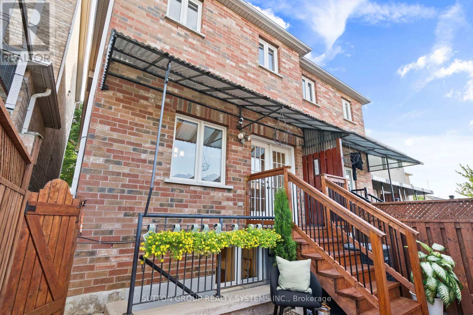 Photo 47 of 45 Algarve Crescent, Toronto ON