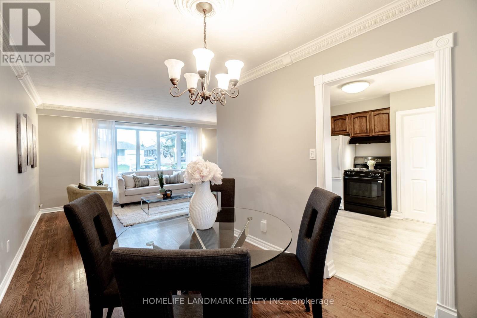Photo 13 of Upper 640 Netherton Crescent, Mississauga ON