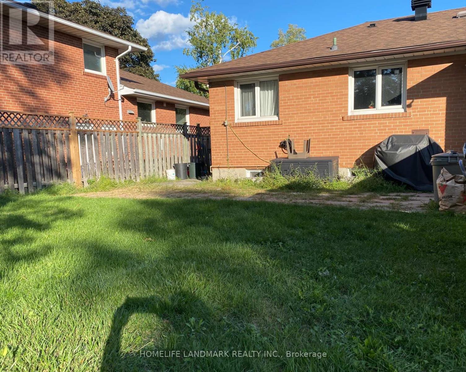 Photo 20 of Upper 640 Netherton Crescent, Mississauga ON