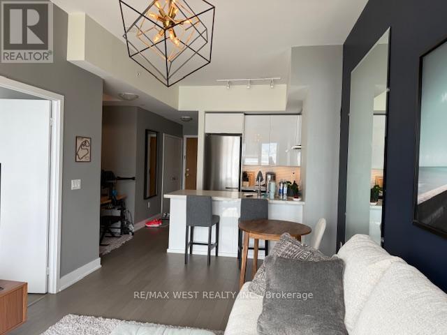 Photo 10 of 4308 20 Shore Breeze Drive, Toronto ON