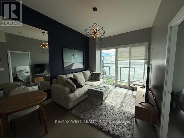 Photo 8 of 4308 20 Shore Breeze Drive, Toronto ON