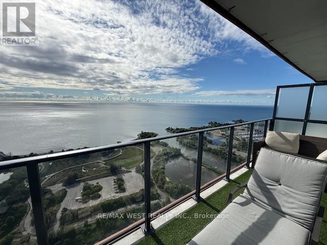 Photo 2 of 4308 20 Shore Breeze Drive, Toronto ON